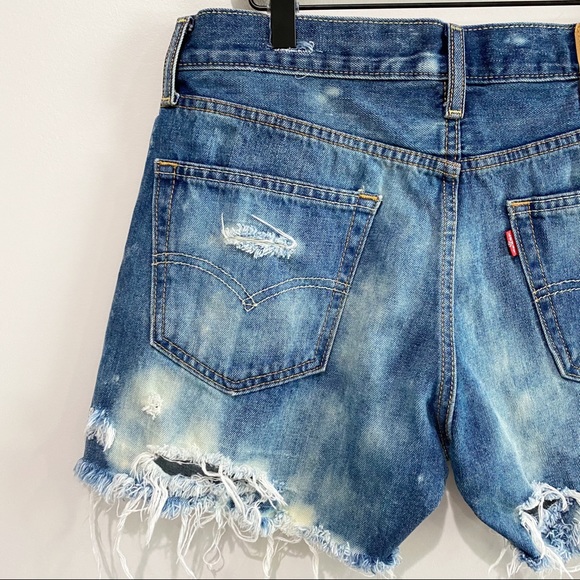 LEVI’S 511 Bleached Distressed Shorts - Picture 6 of 10